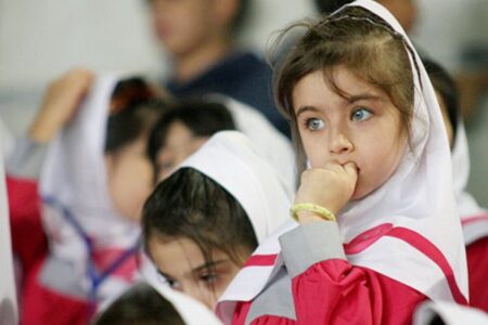 تعطیلی مدارس تهران فردا سه‌شنبه ۱۴ بهمن ۱۴۰۴ / تصمیم نهایی اعلام شد؟