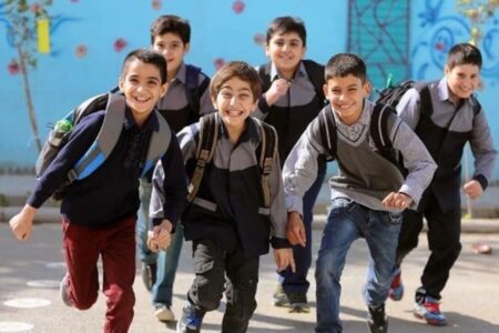 تعطیلی مدارس فردا شنبه ۱۸ بهمن ۱۴۰۴ / مدارس کدام استان‌ها تعطیل شد؟ + به‌روزرسانی