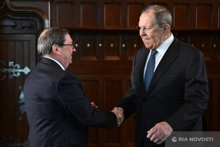 توصیه روسیه به آمریکا برای خودداری از محاصره دریایی کوبا