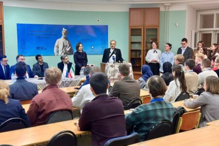 جلالی: مردم ایران در چند دهه گذشته با انواع تهدیدها مواجه شده‌اند