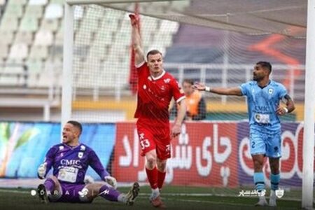 جنجال در پرسپولیس / دنیل گرا دو بار جریمه شد