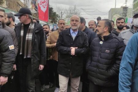 حضور رئیس مجلس شورای اسلامی در راهپیمایی یوم الله ۲۲ بهمن