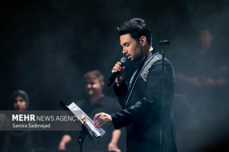 داستان احسان و «ماه من»؛ هوشمندی یک خواننده برای انتخاب مسیری سخت