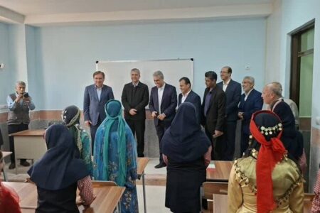 دبستان شش‌کلاسه علی‌ابن‌ابیطالب(ع) در شهر سعدآباد افتتاح شد