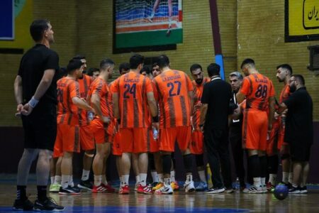 دوازدهمین پیروزی هندبالیست های مس کرمان برابر فراز بام به دست آمد