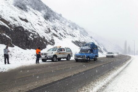 رانندگان مراقب باشند/ برف و باران در ۱۰ استان ادامه دارد