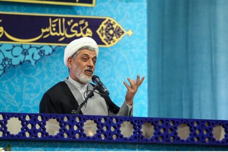 رفیعی: جریان نفاق از درون به پیکره جامعه ضربه می‌زند