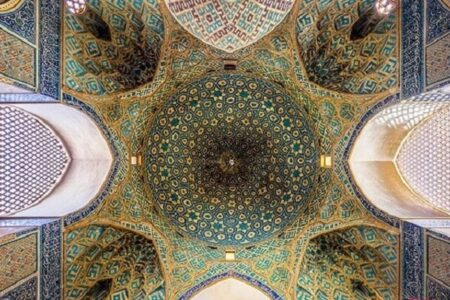 رویکرد تمدنی قرآن بر موضوعات مختلف در یک کتاب