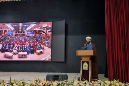 «زندگی با آیه‌ها» راه نجات نسل نوجوان در جنگ هویتی است