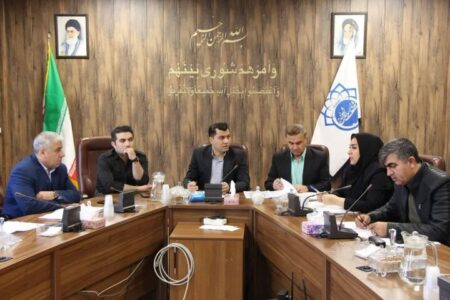 زندی: عدالت و تناسب اقتصادی در بررسی لایحه عوارض ۱۴۰۵ رعایت شود