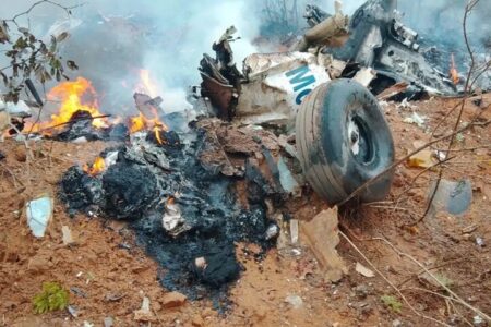 سقوط آمبولانس هوایی در شرق هند، ۷ کشته برجای گذاشت