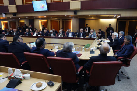 عارف: اقتدار ملی در گرو اقتدار علمی است