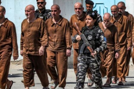 فرار ۲۰ داعشی از زندان/ فراریان پراکنده شدند