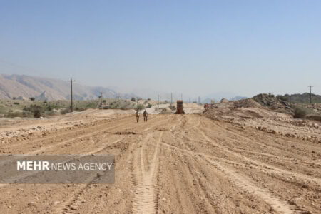 فرماندار دشتی: محور خورموج – لاور تا پایان سال تکمیل می‌شود