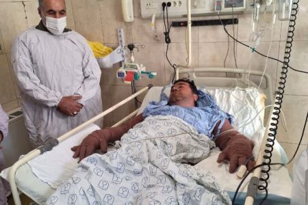 فرمانده هوانیروز ارتش از شهروند مصدوم سانحه بالگرد هوانیروز دیدار کرد