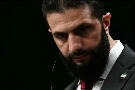 فعال سوری: جولانی کشور را به سمت تجزیه پیش می‌برد