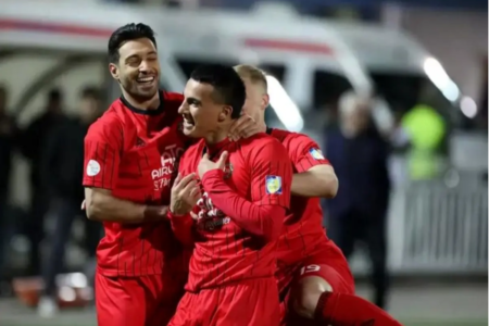 فوتبال در تبعید/ تراکتور به‌جای تبریز، در دوحه میزبان شد