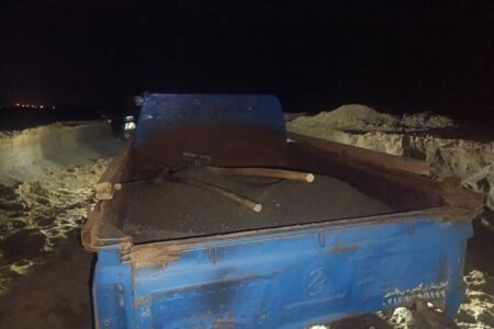 متخلف برداشت شبانه مصالح از بستر پارک ملی دریاچه ارومیه دستگیر شد