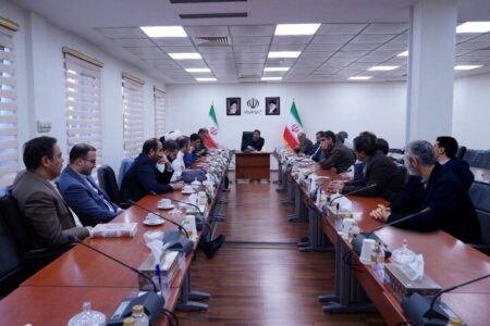 مخبر: جوانان نخبه قادر به ارائه راه‌حل‌های مؤثر برای مسائل کشور هستند