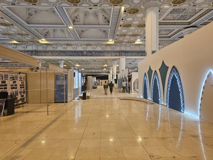 مراحل آماده سازی نمایشگاه بین المللی قرآن ۲ روز مانده به برگزاری