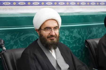 مسجد نباید صرفاً به نمازخانه تقلیل یابد