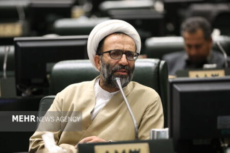 مولفه‌های قدرت ایران قابل مذاکره نیست؛ دست ما بر ماشه است