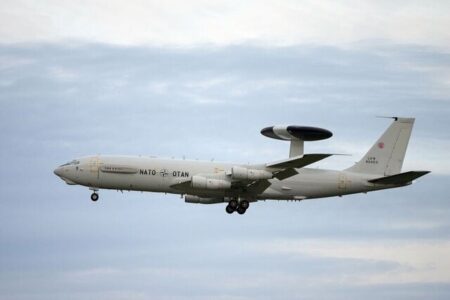 ناتو نظارت بر آسمان ایران را افزایش داد/ بجای نظارت بر روسیه