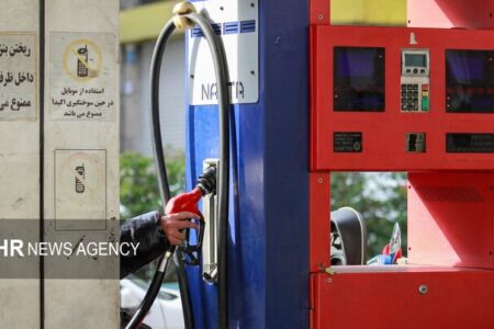 نرخ فعلی بنزین و گازوئیل در سال آینده تداوم می‌یابد