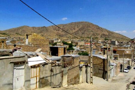 هفت شهر شمال کرمان درگیر سکونتگاه‌های غیر رسمی هستند