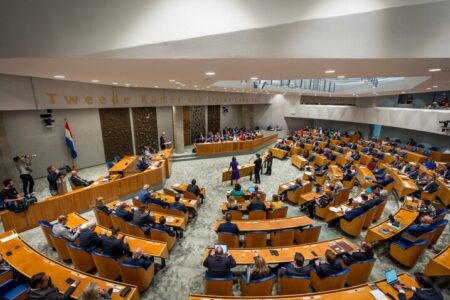 هلند خرید تسلیحات از رژیم صهیونیستی را کاهش می‌دهد