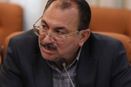 پاکمهر: ارز دارو و تجهیزات باید ۲۸ هزار و ۵۰۰ تومان باقی بماند 