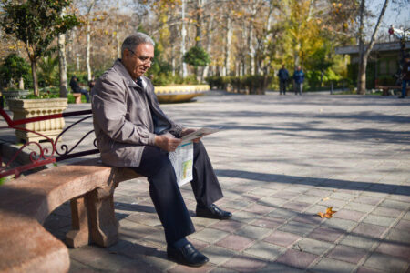 پرسته: عیدی ۴.۳ میلیونی مستمری‌بگیران کرمانشاه واریز شد