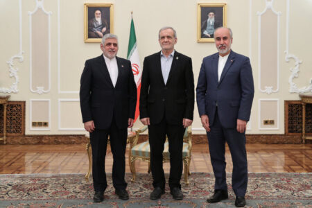 پزشکیان: سیاست قطعی ایران توسعه مناسبات با کشورهای دوست و همسایه است