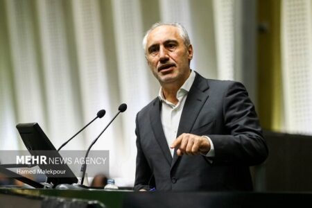 پورمحمدی: انتقال سهمیه بنزین به کارت بانکی از سال آینده اجرا می‌شود