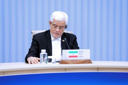 پیام تبریک مقامات ۸ کشور به عارف