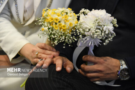 پیوند آسمانی ۱۵۰۰ زوج دانشجو در حرم مطهر امام رضا(ع)