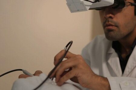 چین پایگاه صادرات «شبیه‌ساز جراحی چشم» ایرانی شد