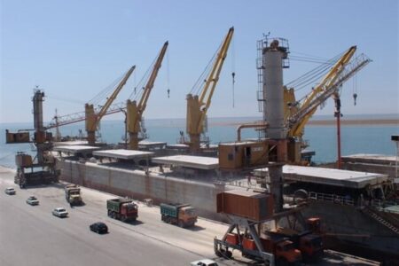 ترخیص بیش از 50 هزار تن کالای اساسی در 24 ساعت گذشته