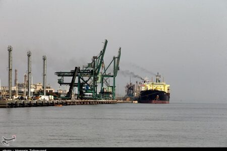 ذخیره 5 میلیون تنی کالای اساسی در بنادر؛ مسیر تأمین کشور مسدود نمی‌شود