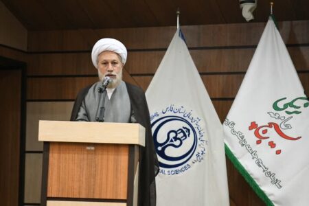آیت‌ الله دژکام: ملت ایران در آستانه بعثت تاریخی است