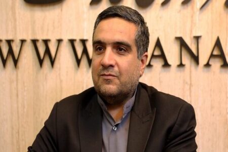 اسحاقی: بیمه‌شدگان نباید قربانی تورم سلامت شوند
