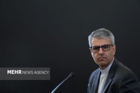 بقایی: آمریکایی‌ها حق صحبت به زبان «باید» با ایران را ندارند