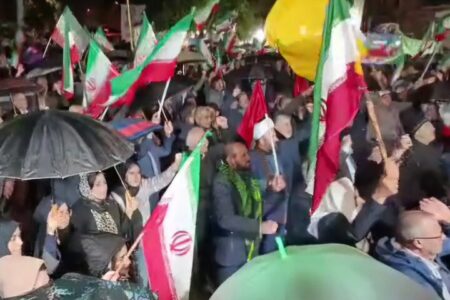 تجمع مردم الوند در دفاع از ایران