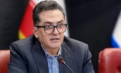 تدام محدودیت در دسترسی به سایت‌های پایه، جای تعجب دارد