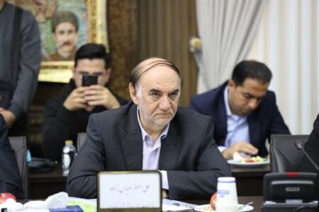 تعیین تکلیف ۱۰ هزار کامیون دپو شده در مرز بازرگان با مصوبه جدید