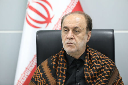 حاجی بابایی: وحدت باید ملاک عمل همه باشد