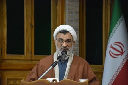 خسروپناه:آثار آیت الله مکارم شیرازی ظرفیت تبدیل شدن به نظام فکری دارند