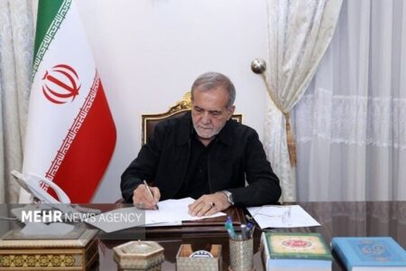 رئیس‌جمهور مصوبه بازگشایی اینترنت بین‌الملل را ابلاغ کرد