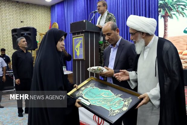 زاهددوست: شهرستان دشتی دارالشهدا و سرزمین علم و عالمان است
