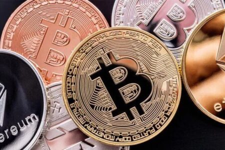 سقوط سنگین بیت‌کوین/ خروج سرمایه از ETF‌ها شتاب گرفت